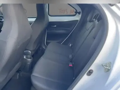 Photo 11 Toyota Aygo 1.0 VVT-i 72 Dynamic S-CVT