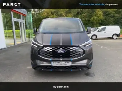 Photo 20 Ford Transit Custom Fg 340 L1H1 Electrique 160 kW 218ch Sport
