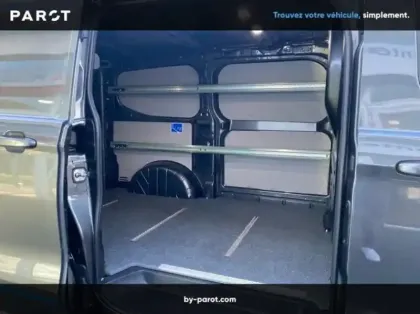 Photo 8 Ford Transit Custom Fg 340 L1H1 Electrique 160 kW 218ch Sport