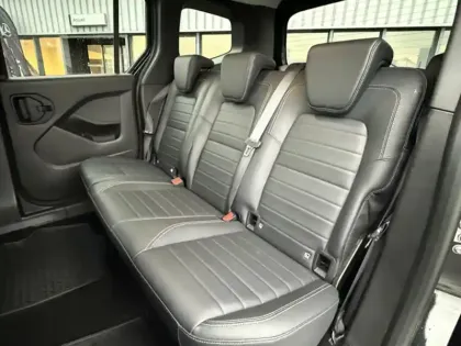 Photo 10 Mercedes Classe T 180 d PROGRESSIVE Standard