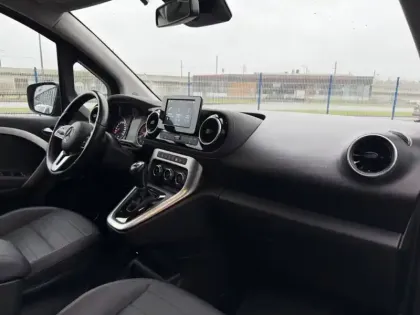 Photo 14 Mercedes Classe T 180 d PROGRESSIVE Standard