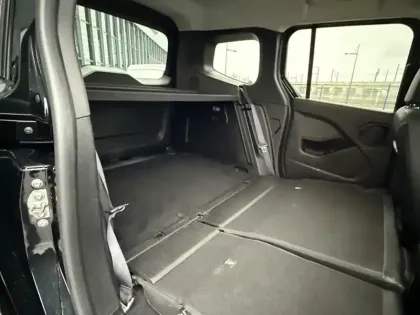 Photo 9 Mercedes Classe T 180 d PROGRESSIVE Standard