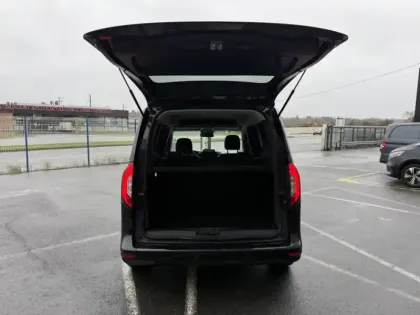 Photo 6 Mercedes Classe T 180 d PROGRESSIVE Standard