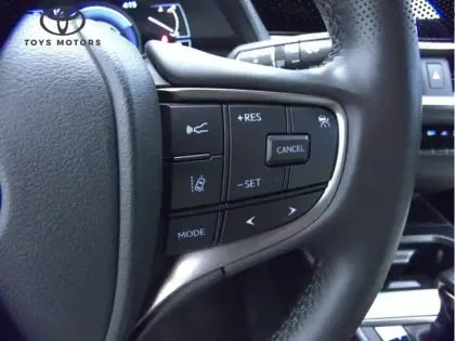 Photo 10 Lexus UX 250H 2WD F SPORT Design