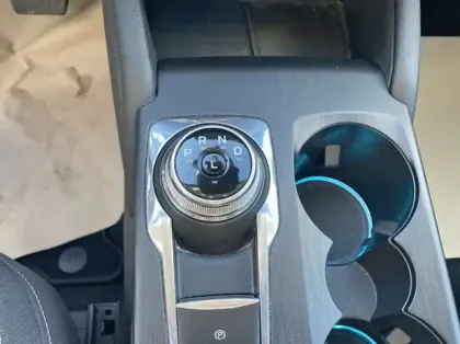 Photo 7 Ford Kuga 2.5 Duratec 190ch FHEV E85 Titanium BVA