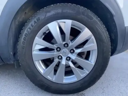 Photo 22 Peugeot 3008 II 1.2 PURETECH 130 S&S ACTIVE