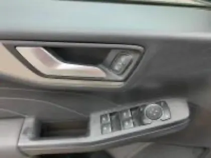 Photo 12 Ford Kuga  2.5 Duratec 190ch FHEV E85 Titanium BVA