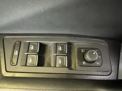 Photo 5 Volkswagen T-roc  1.5 TSI EVO 150ch Style DSG7