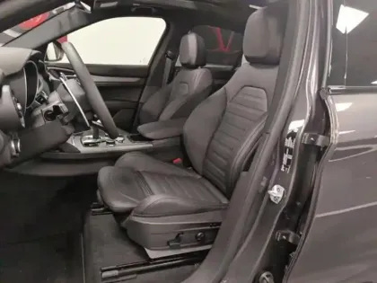 Photo 8 Alfa Romeo Stelvio  2.2 Diesel 210ch Veloce Q4 AT8