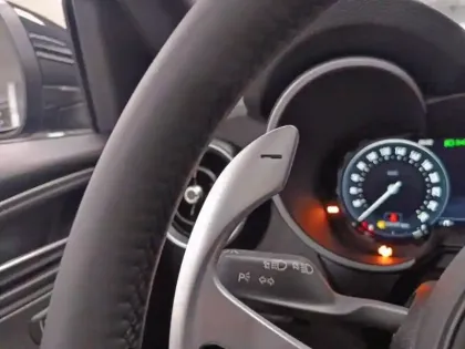 Photo 14 Alfa Romeo Stelvio  2.2 Diesel 210ch Veloce Q4 AT8