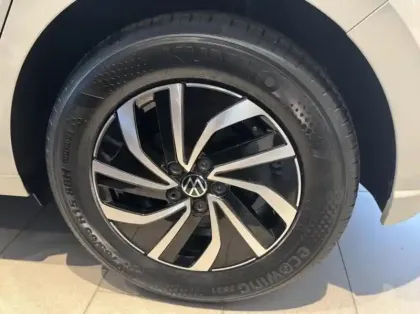 Photo 5 Volkswagen Polo  1.0 TSI 95ch VW Edition