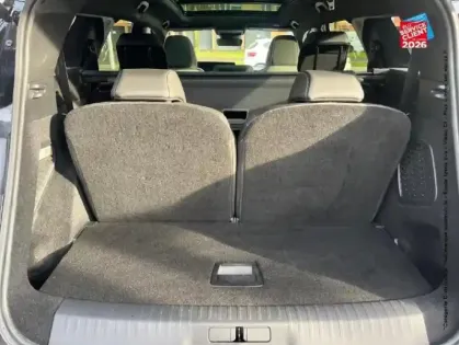 Photo 13 Peugeot 5008  Hybrid 136ch GT e-DCS6