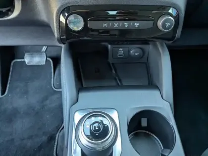 Photo 12 Ford Kuga  2.5 Duratec 180ch Hybrid FlexiFuel Active Powershift