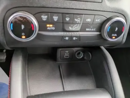 Photo 9 Ford Kuga  2.5 Duratec 190ch FHEV E85 ST-Line BVA