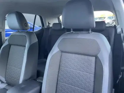 Photo 12 Volkswagen T-cross  1.0 TSI 110ch R-Line Tech