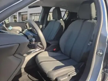 Photo 9 Peugeot 208  1.2 PureTech 100ch S&S Allure