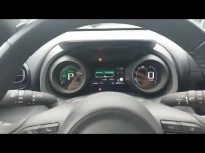 Photo 8 Toyota Yaris  Cross 116h Design AWD-i MY22