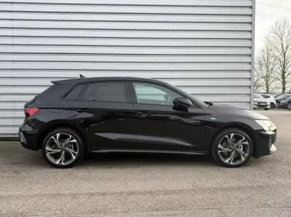 Photo 7 Audi A3  Sportback 40 TFSI e 204ch PHEV S line S tronic 6