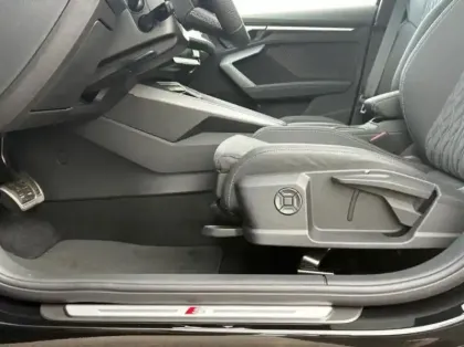 Photo 14 Audi A3  Sportback 40 TFSI e 204ch PHEV S line S tronic 6