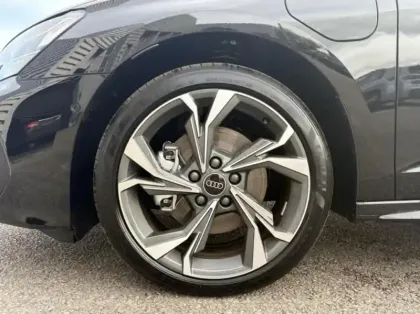 Photo 11 Audi A3  Sportback 40 TFSI e 204ch PHEV S line S tronic 6