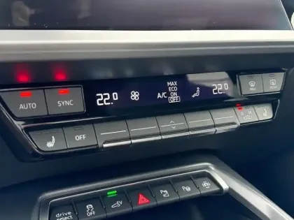 Photo 29 Audi A3  Sportback 40 TFSI e 204ch PHEV S line S tronic 6