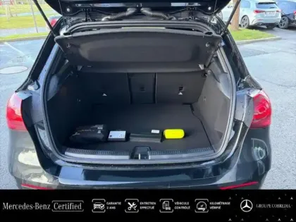 Photo 11 Mercedes Classe A  180 d 116ch Star Edition 8G-DCT