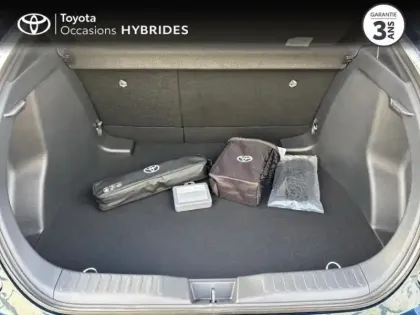 Photo 9 Toyota C-HR  1.8 Hybride 140ch Graphic MY26