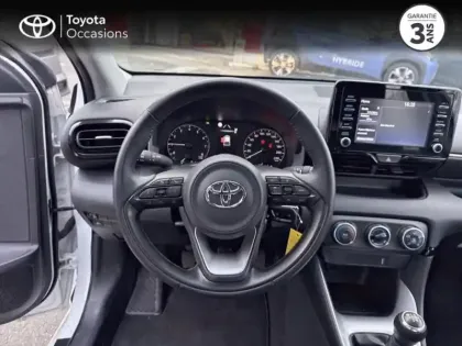Photo 8 Toyota Yaris  120 VVT-i Dynamic 5p MY22