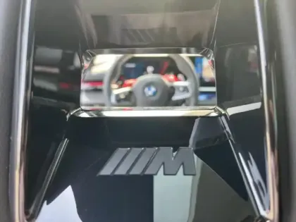Photo 14 BMW Serie 5 M5 Touring 4.4 V8 PHEV 727ch