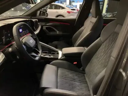 Photo 6 Audi Q5  2.0 TFSI Hybride 204ch S line quattro S tronic 7