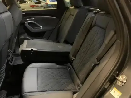 Photo 8 Audi Q5  2.0 TFSI Hybride 204ch S line quattro S tronic 7