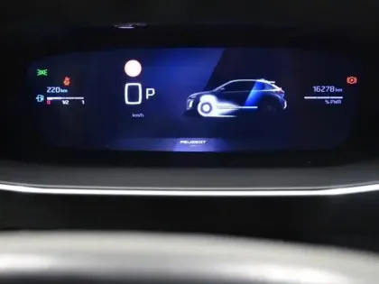 Photo 8 Peugeot 208  1.2 Hybrid 110ch GT e-DCS6