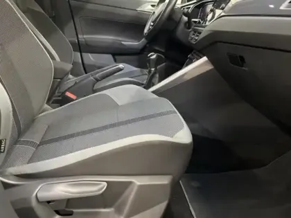 Photo 8 Volkswagen Polo  1.0 TSI 110ch R-Line Euro6d-T