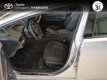 Photo 10 Toyota Prius  Rechargeable 2.0 Hybride Rechargeable 223ch Design (sans toit panoramique) MY26