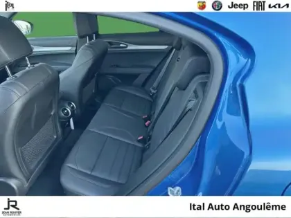 Photo 9 Alfa Romeo Stelvio  2.2 Diesel 210ch COMPETITION Q4 AT8