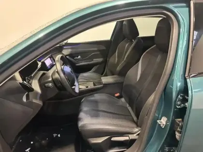 Photo 8 Peugeot 308  SW 1.2 130 Allure Pack EAT8 I-cockpit GPS Camera LED