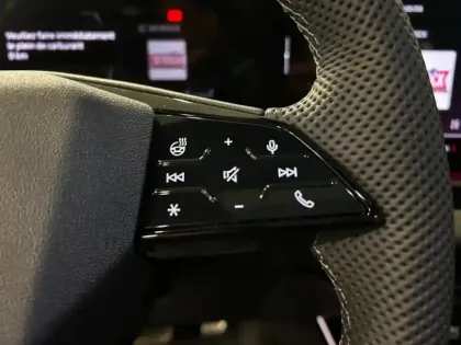 Photo 10 Audi A6  Avant 2.0 TDI 204ch Hybride S line Quattro S tronic 7