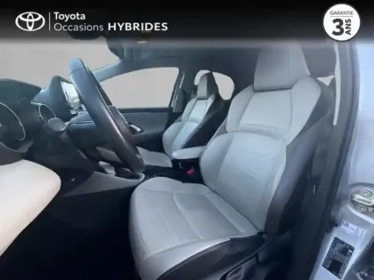 Photo 10 Toyota Yaris  116h Iconic 5p MY22