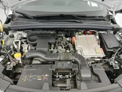 Photo 11 Renault Captur  1.8 E-Tech full hybrid 160ch Techno - 25