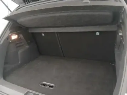 Photo 8 Renault Captur  1.8 E-Tech full hybrid 160ch Techno - 25