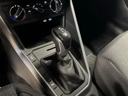 Photo 7 Volkswagen Polo  1.0 TSI 95ch VW Edition DSG7