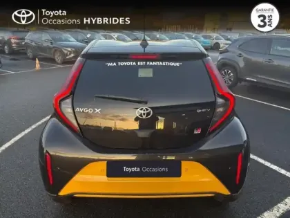 Photo 14 Toyota Aygo  X 116h GR Sport