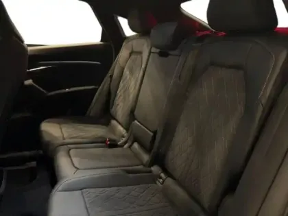 Photo 23 Audi Q5 Gén. III Ph1 S line 5