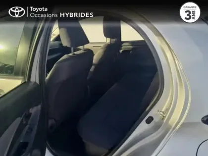 Photo 26 Toyota Yaris  116h Design 5p