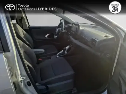 Photo 5 Toyota Yaris  116h Design 5p