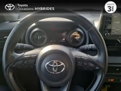 Photo 12 Toyota Yaris  116h Design 5p