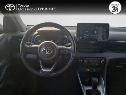 Photo 23 Toyota Yaris  116h Design 5p