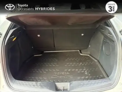 Photo 9 Toyota C-HR  122h Collection 2WD E-CVT