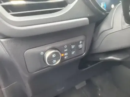 Photo 9 Ford Kuga  2.5 Duratec 180ch Hybrid FlexiFuel Titanium Powershift