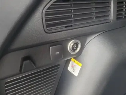 Photo 5 Ford Kuga  2.5 Duratec 180ch Hybrid FlexiFuel Titanium Powershift